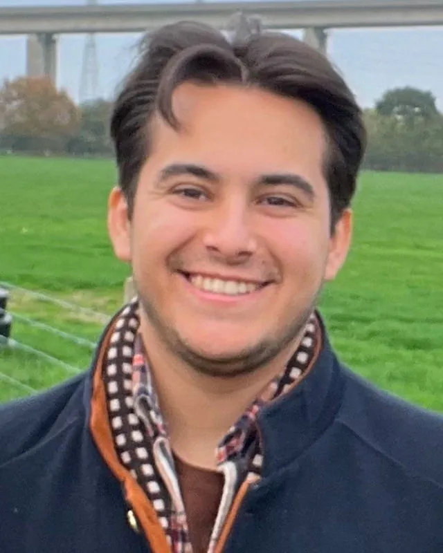 Alex Vander Elst, Full Stack AI Engineer building Voxly Vision at Voxly Digital