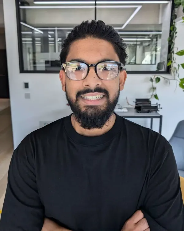 Mini Karim, Full Stack AI Engineer building Voxly Vision at Voxly Digital